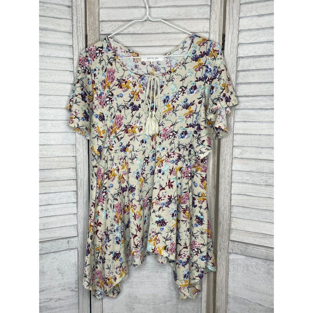 Eden & Olivia Short Sleeve Floral Blouse Size S